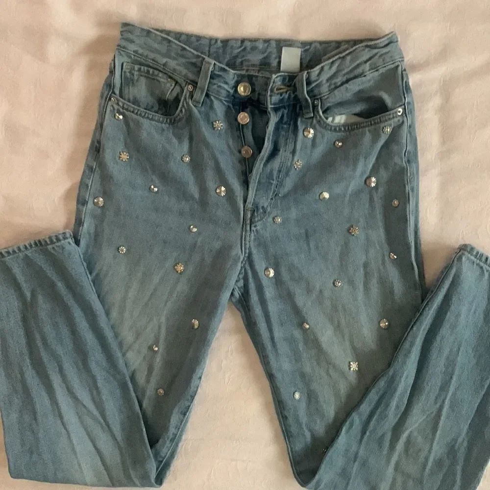 &Denim Women’s Jeans Silver Studs High Waisted 27 X 28